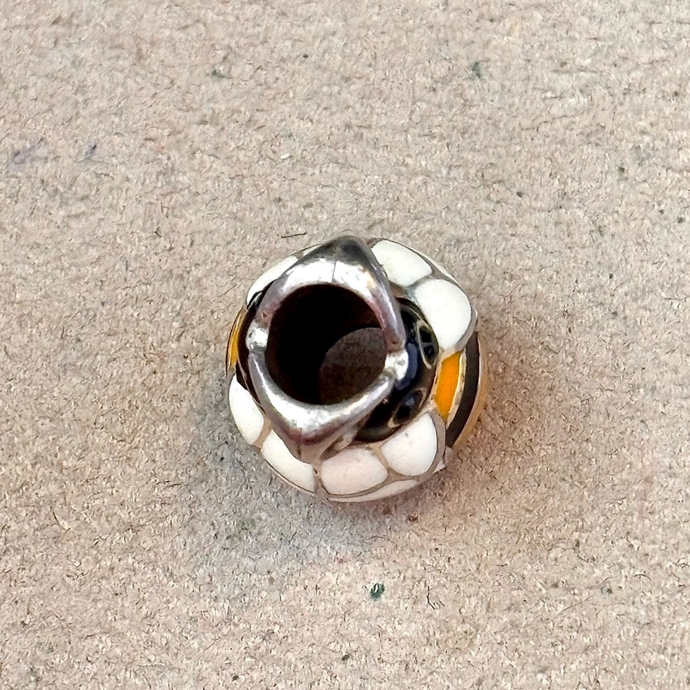 Brighton Bee My Honey bead Big bumblebee Enameled in yellow black white Retired - Picture 7 of 11